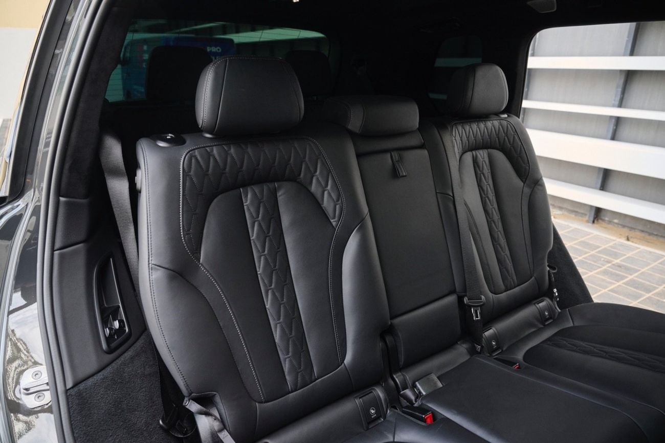 BMW XB7 BMW ALPINA XB &