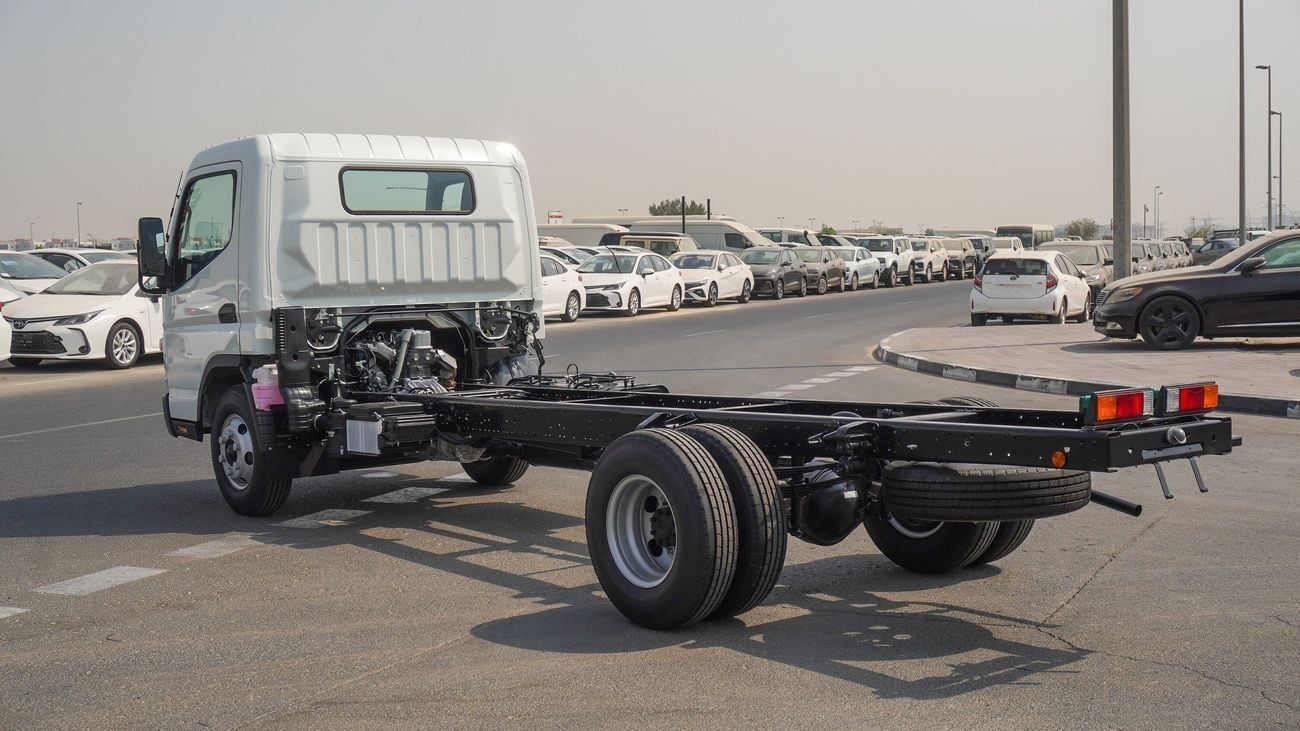 ميتسوبيشي فوسو كانتير Brand New Mitsubihsi Fuso Canter 2025 Export M/T |White/Black|CANTER-100-LWB-5T|