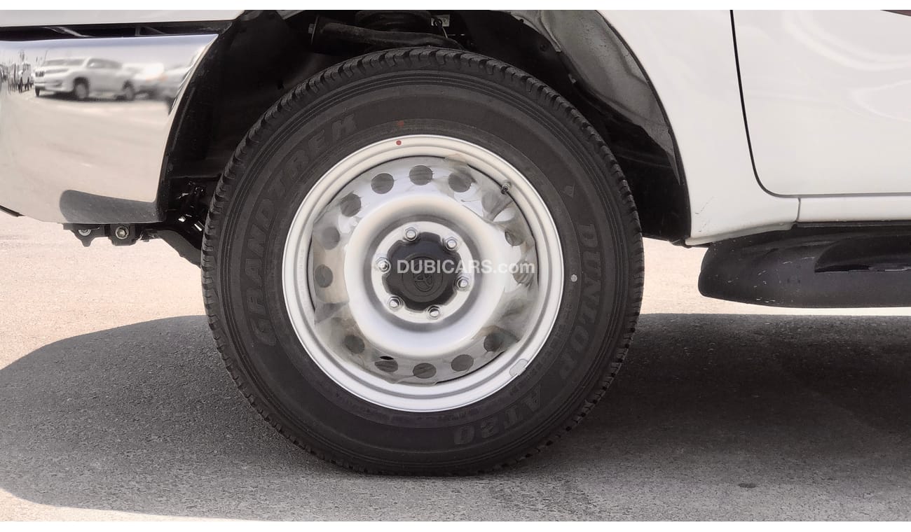 Toyota Hilux 2.4L DIESEL 4X4 MANUAL SINGLE CABIN (FOR LOCAL AND EXPORT)