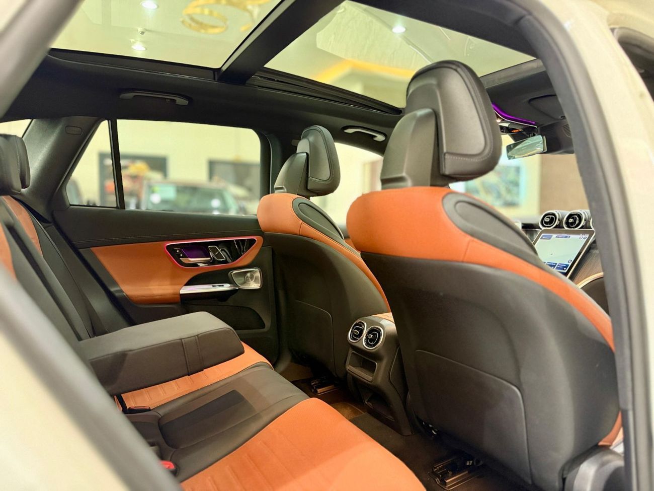 Mercedes-Benz GLC 300 MERCEDES GLC300 AMG II 2023 II FULL LOADED