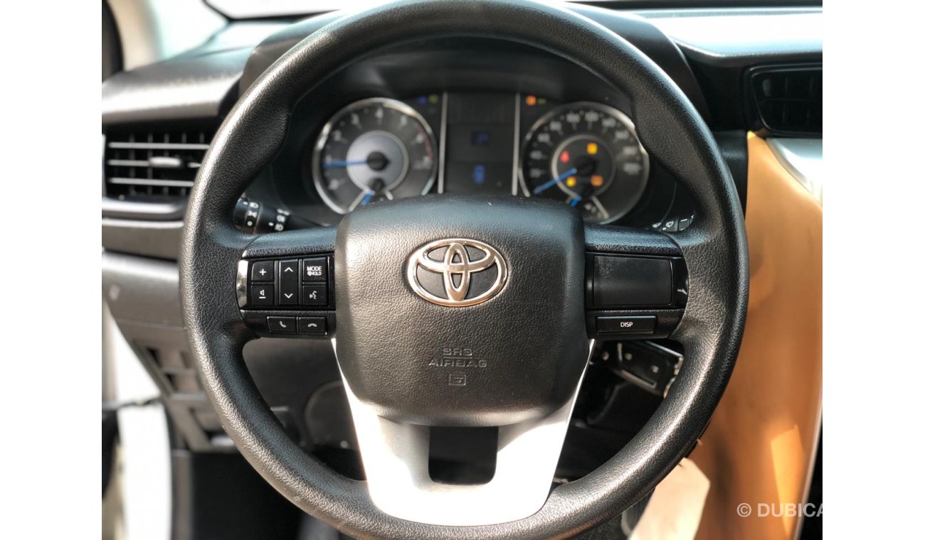 Toyota Fortuner 2.7L, PETROL, ALLOY RIMS 17'', PARKING SENSORS, CHROMIC PLATING, CODE-008741