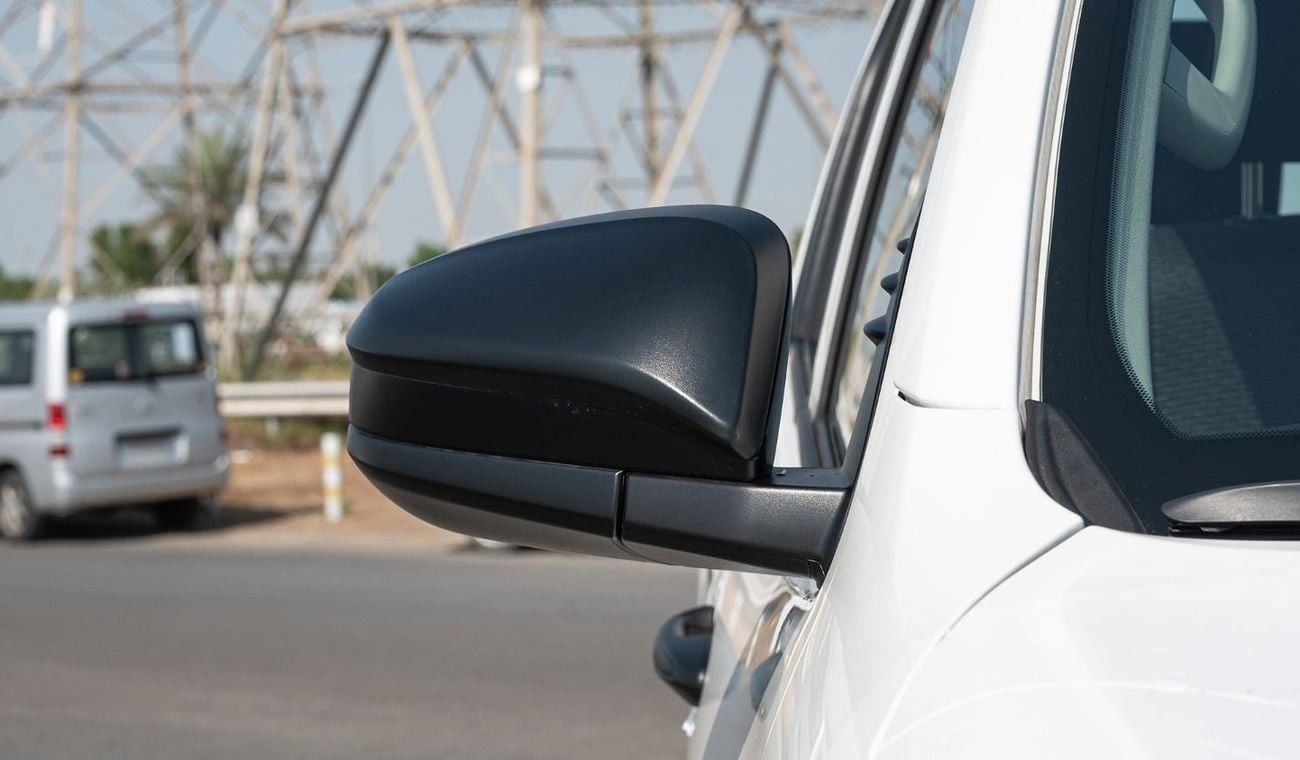 تويوتا هيلوكس Toyota hilux 2.4L DIESEL basic option MY2025