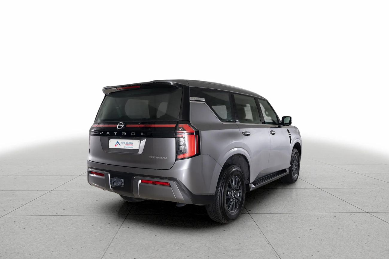 Nissan Patrol SE Platinum City 5.6L SE PLATINUM CITY 3.8