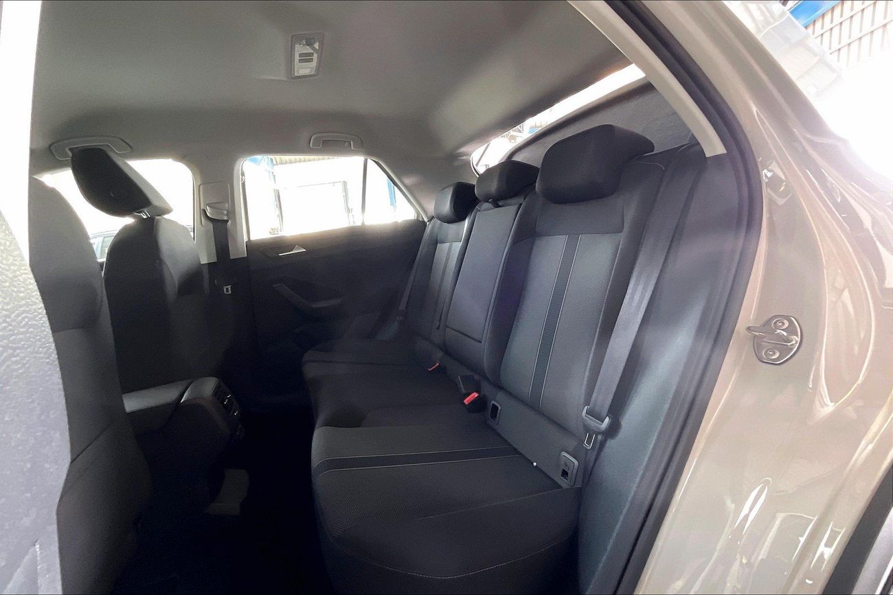 Volkswagen T ROC Life | Carnival Sale • UP TO AED 20,000 OFF | Guaranteed Warranty | 0 Down Payment