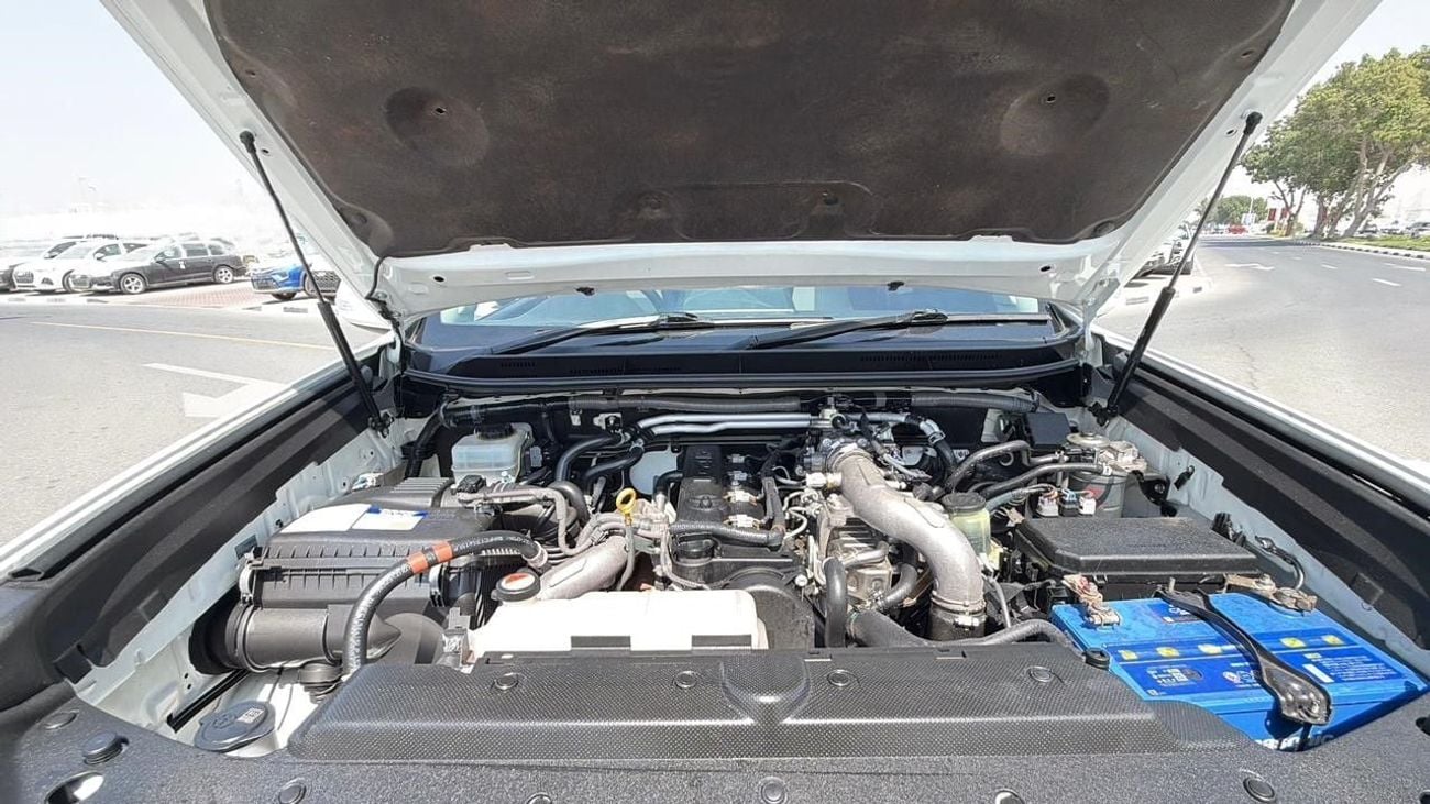 Toyota Prado 2015 | 3.0L DIESEL | AT | RHD | MODIFIED TO 2023 MODEL | PUSH START ENGINE - STEERING CONTROL SWITCH