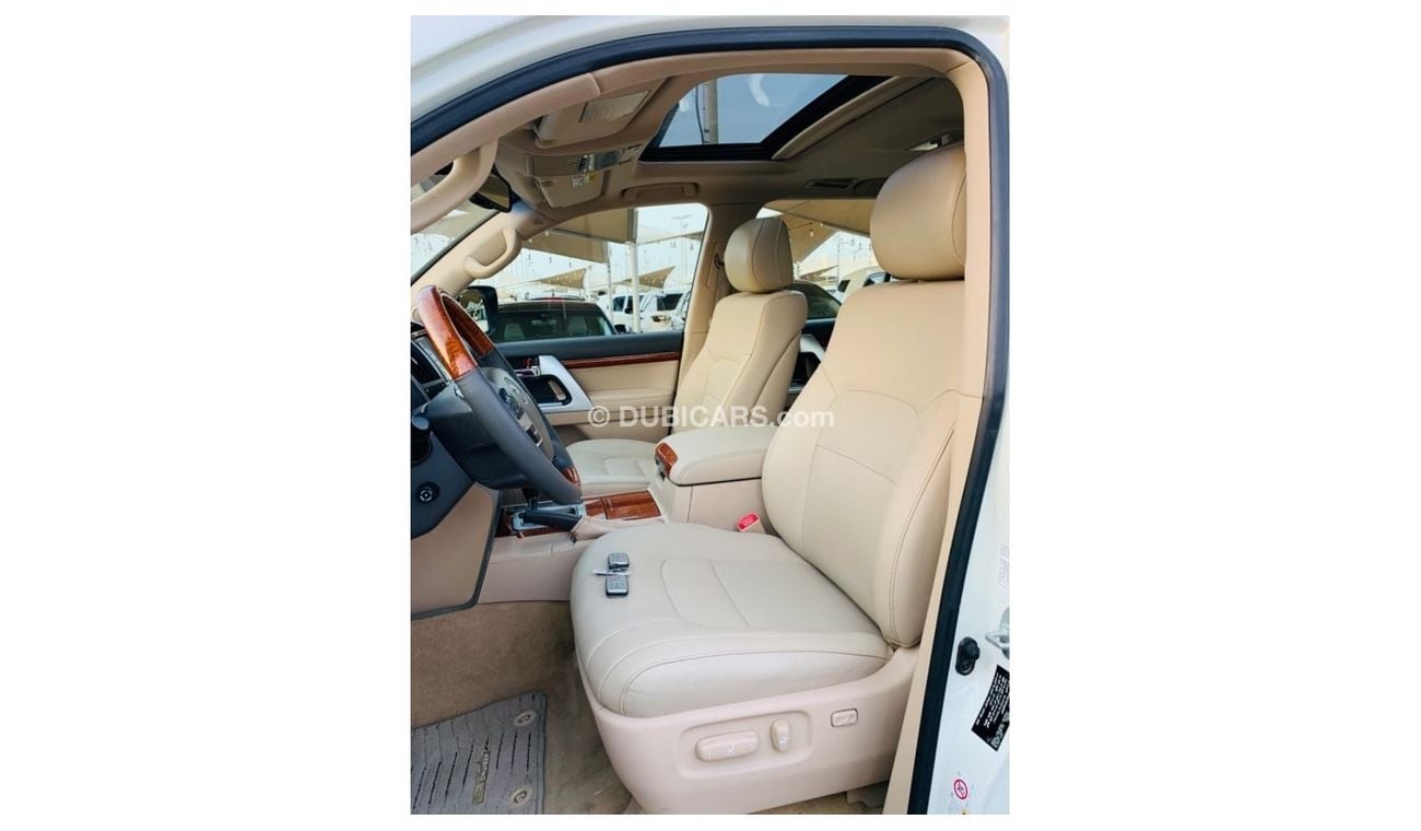 Toyota Land Cruiser VXR