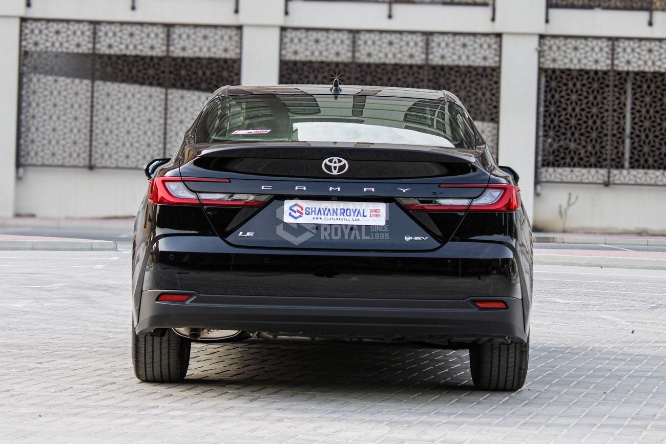 Toyota Camry LHD LE 2.5L HEV FWD AT WITH PANORAMIC SUNROOF 25MY