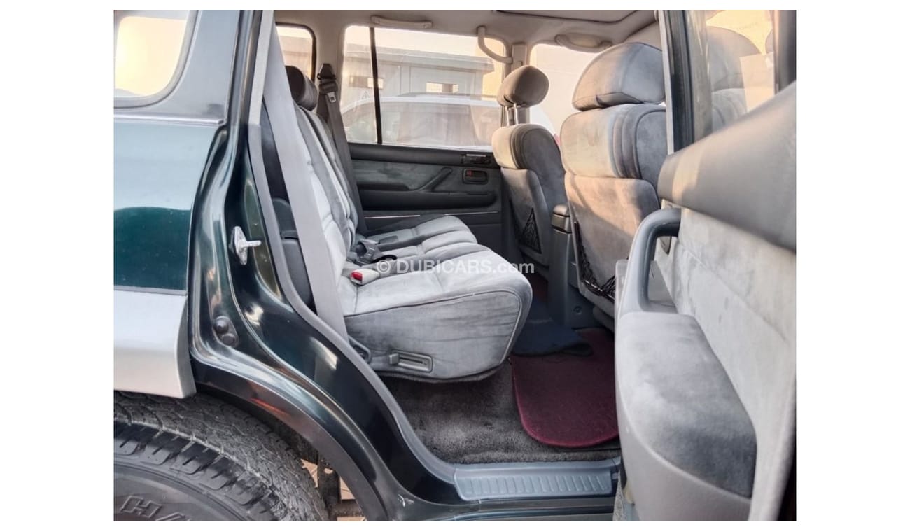 Toyota Land Cruiser TOYOTA LAND CRUISER RIGHT HAND DRIVE (PM1227)