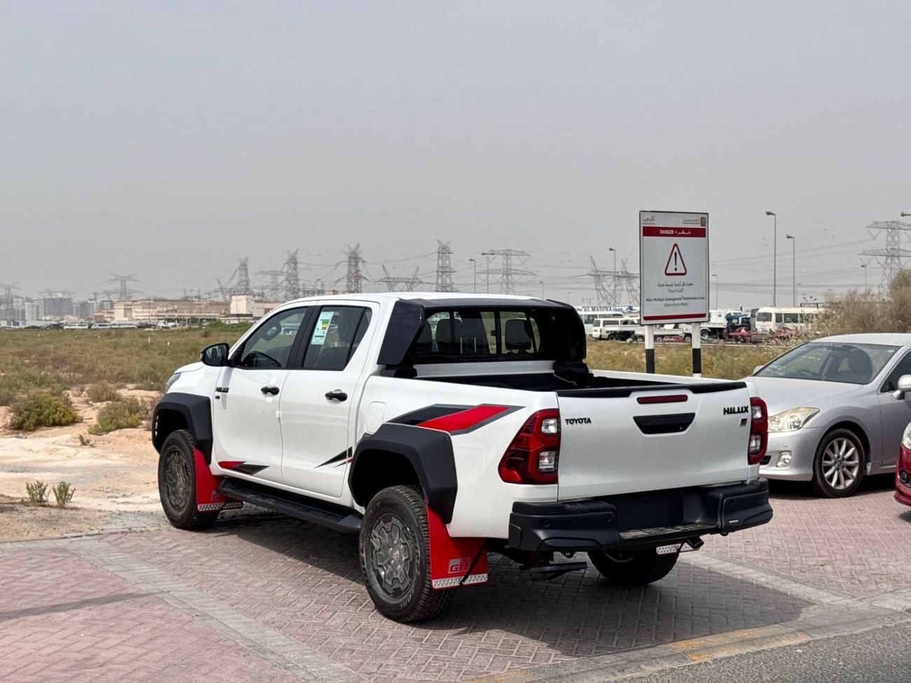 Toyota Hilux 2026 TOYOTA HILUX DCAB PUP 4X4 4.0L PETROL AT GR-S RR STEP RED FLAP GCC BRAND NEW 0KM FOR EXPORT ONL