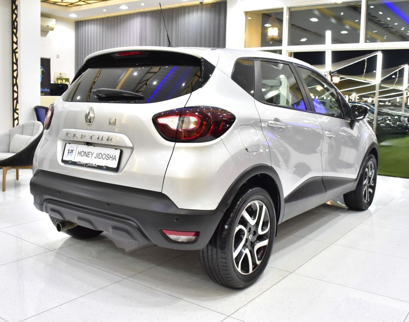 رينو كابتور EXCELLENT DEAL for our Renault Captur ( 2019 Model ) in Silver Color GCC Specs