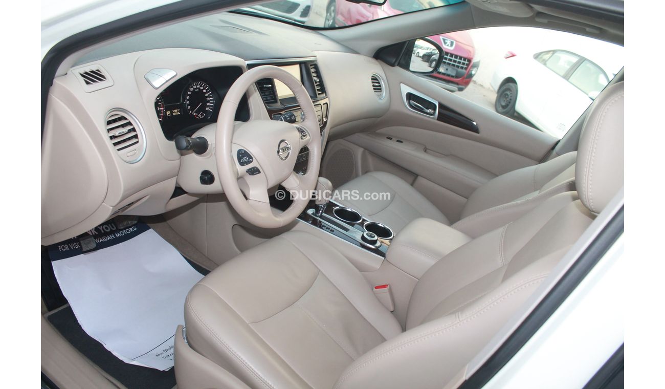 نيسان باثفايندر 3.5L SV V6 AWD 2015 GCC DEALER WARRANT FREE REGISTRATION