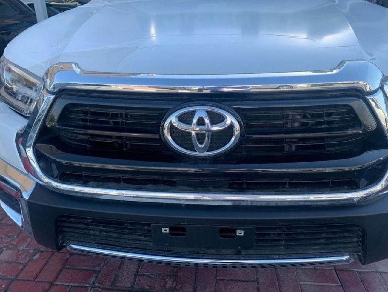 تويوتا هيلوكس TOYOTA HILUX 2.7L SGLX 2025 MODEL PETROL 4WD AUTOMATIC