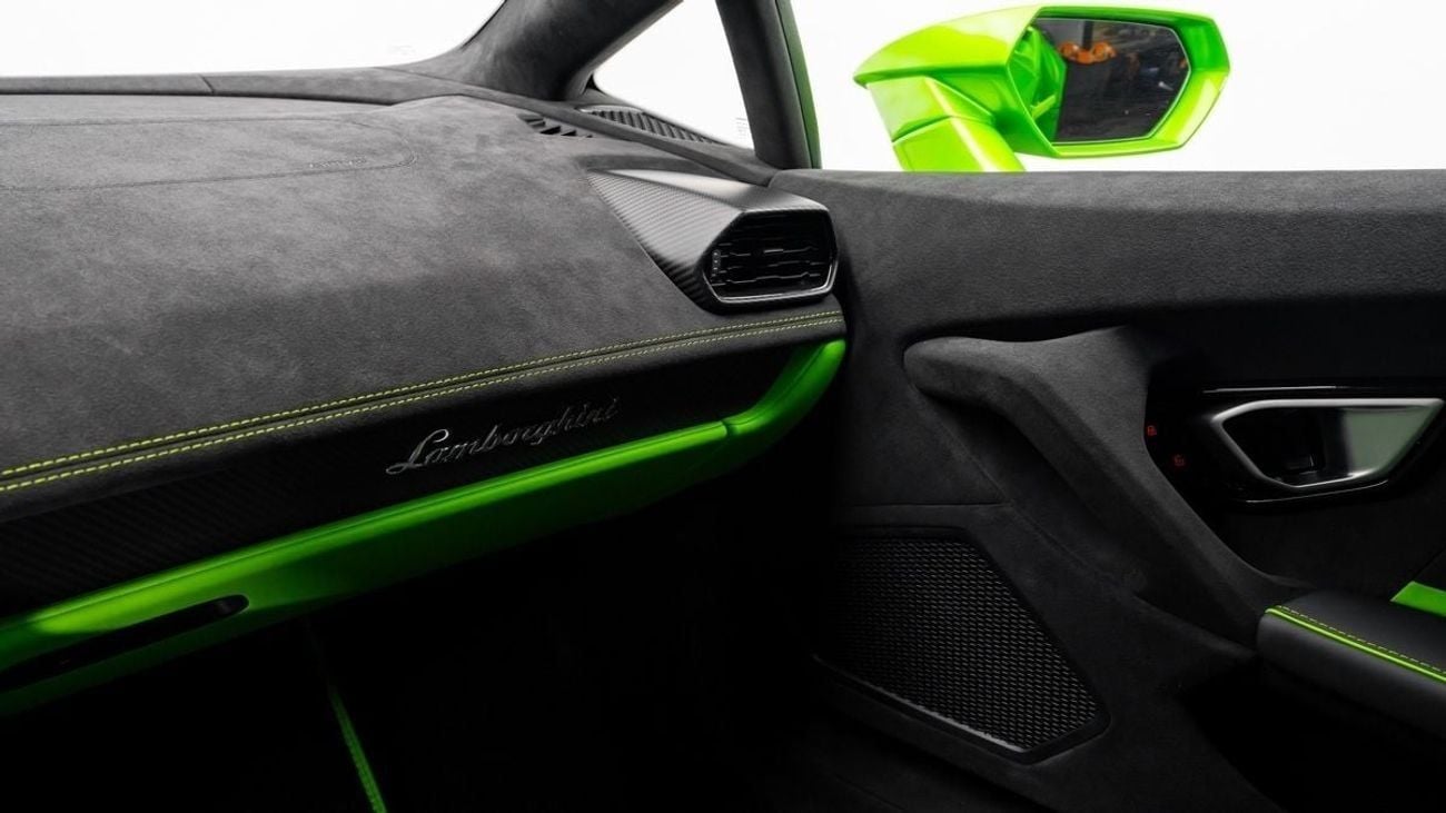 لامبورغيني هوراكان Tecnica 2023 - GCC - Under Warranty