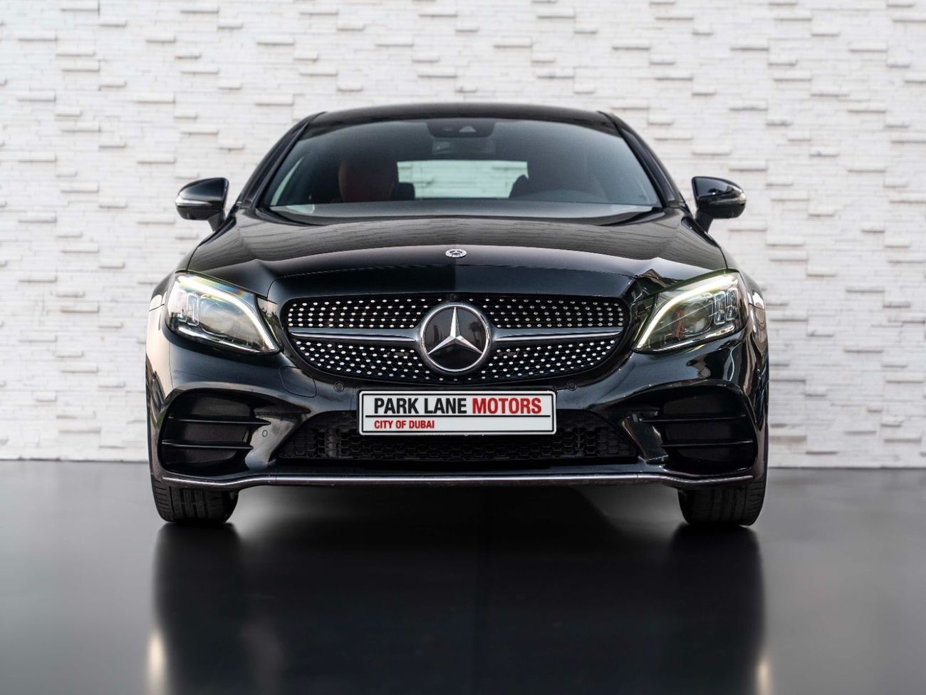 Mercedes-Benz C 200 Premium 2.0L