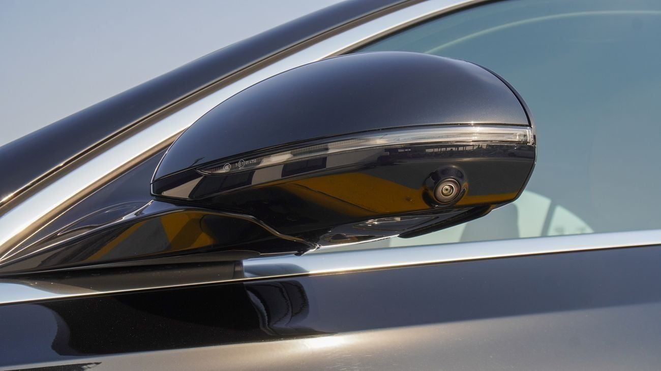 مرسيدس بنز E300 MERCEDES BENZ E300 2025 2.0 TWIN TURBO 4 MATIC