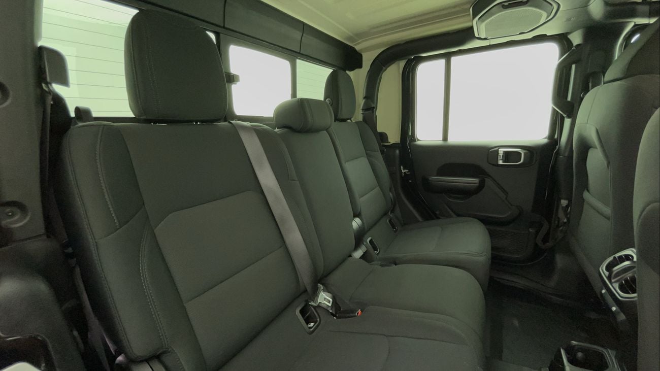 جيب جلادياتور SPORT 3.6 | بدون دفعة مقدمة | اختبار القيادة في المنزل