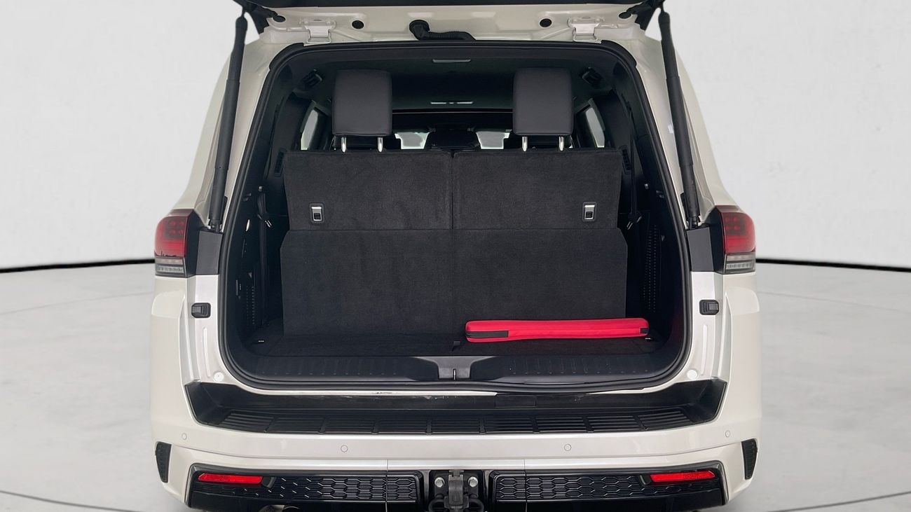 تويوتا لاند كروزر VXR | upto AED 20,000 Ramadan Discount | شامل الضمان | 0 ﺪﻔﻋﺓ ﺃﻮﻟﻯ