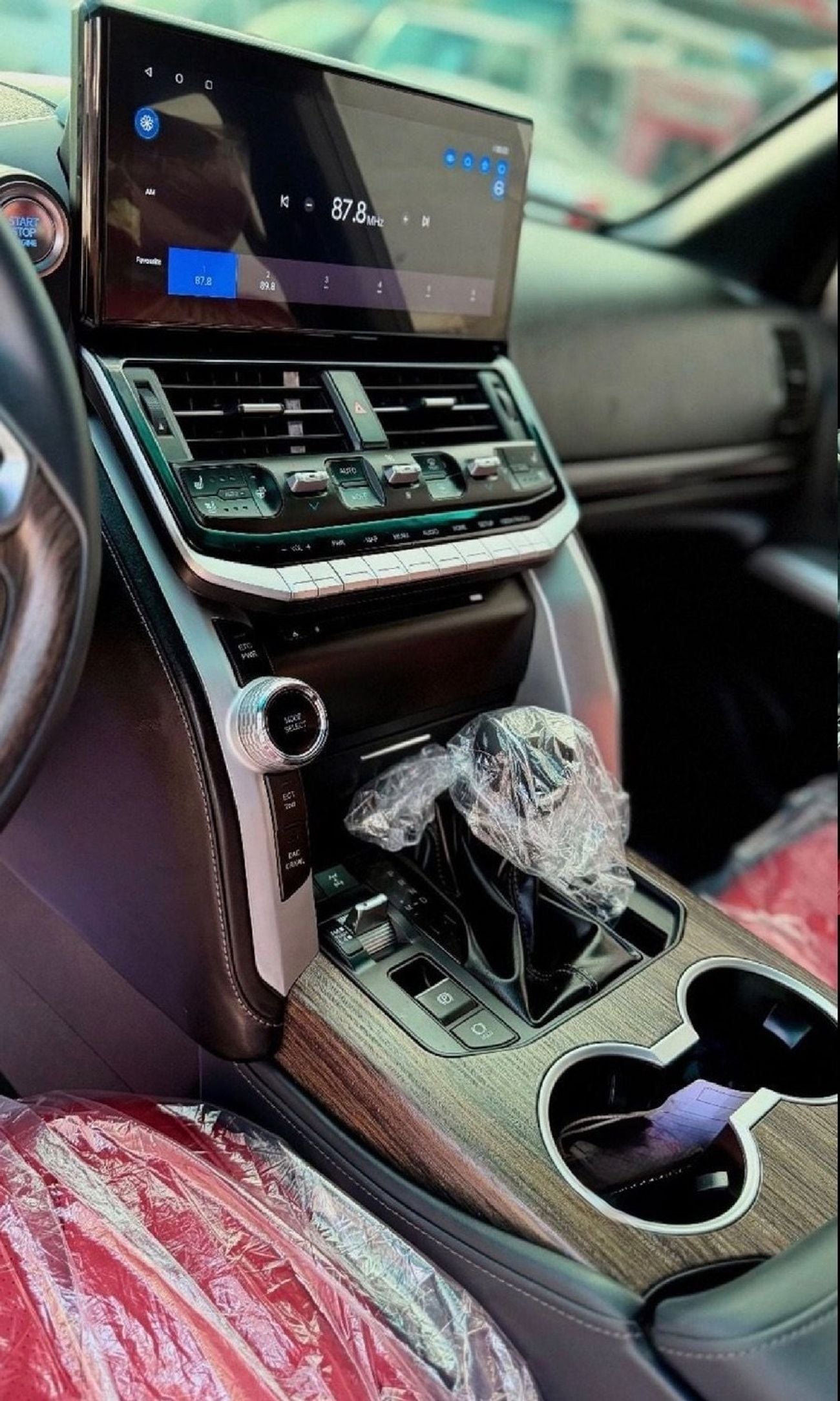 تويوتا لاند كروزر GXR 4.0L (271 HP) 4WD