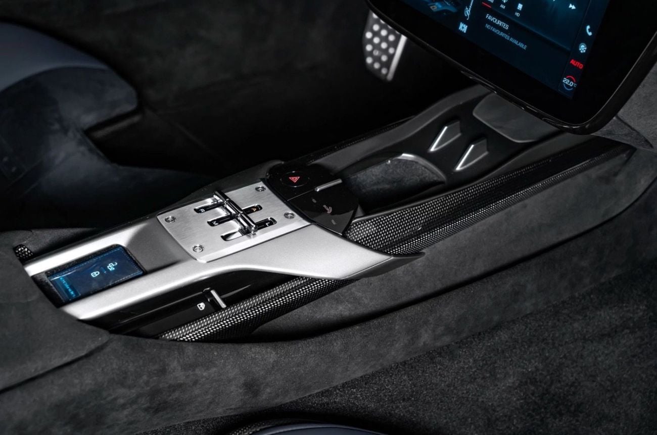 فيراري 12سيلندري FULL CARBON | 2026 MODEL YEAR | HIGH SPEC