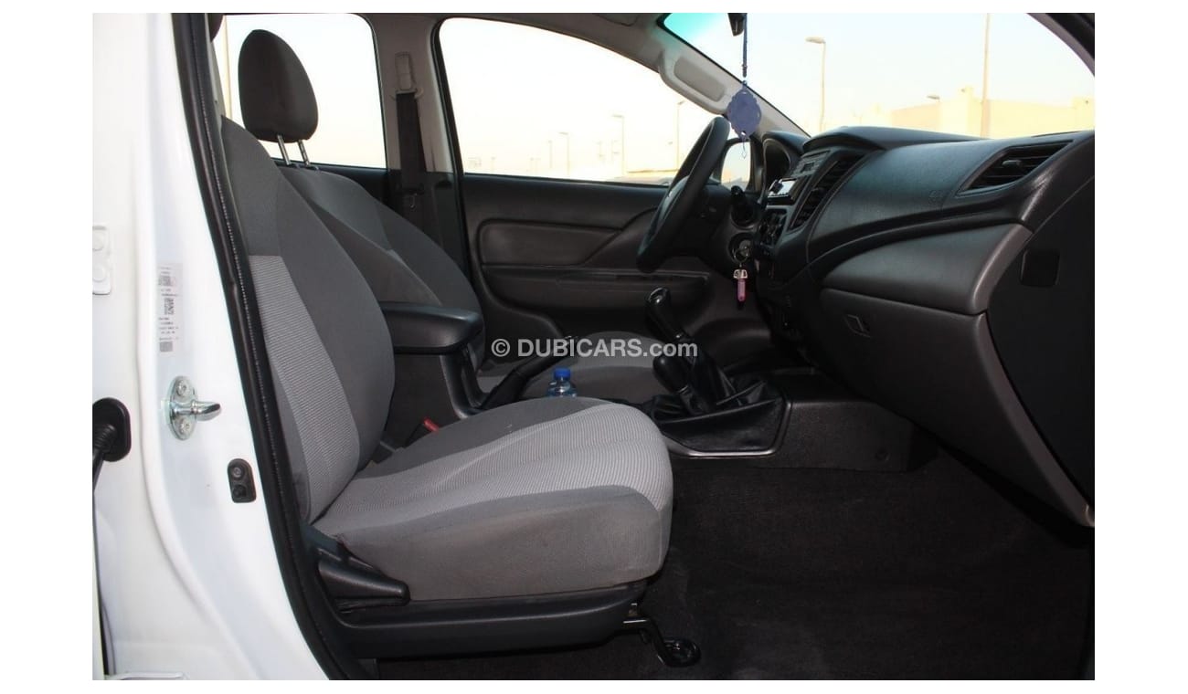 ميتسوبيشي L200 ميتسوبيشي L200 2018 خليجي فورويل بحالة ممتازة بدون حوادث نظيفه جدا من الداخل والخارج
