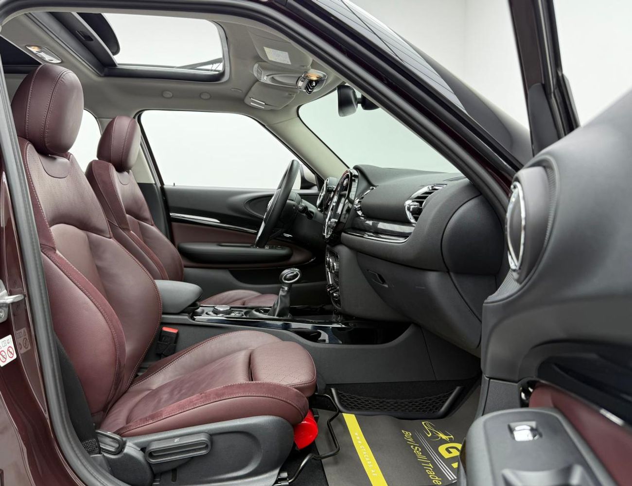 Mini Clubman Cooper 1.5L (136 HP) (5 Seater)