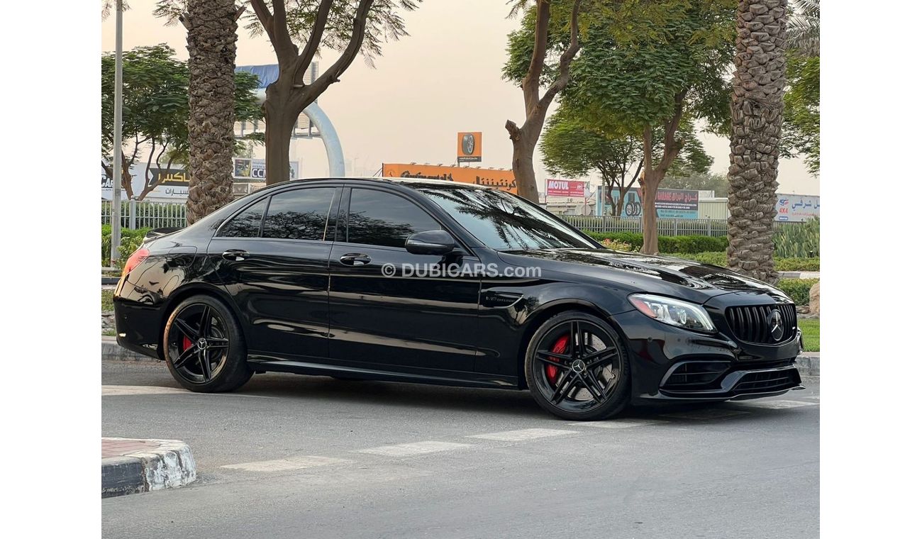 Mercedes-Benz C 63 AMG Mercedes-Benz C63S 2020 FULL OPTION CARBON FIBER ATTRACTIVE PRICE