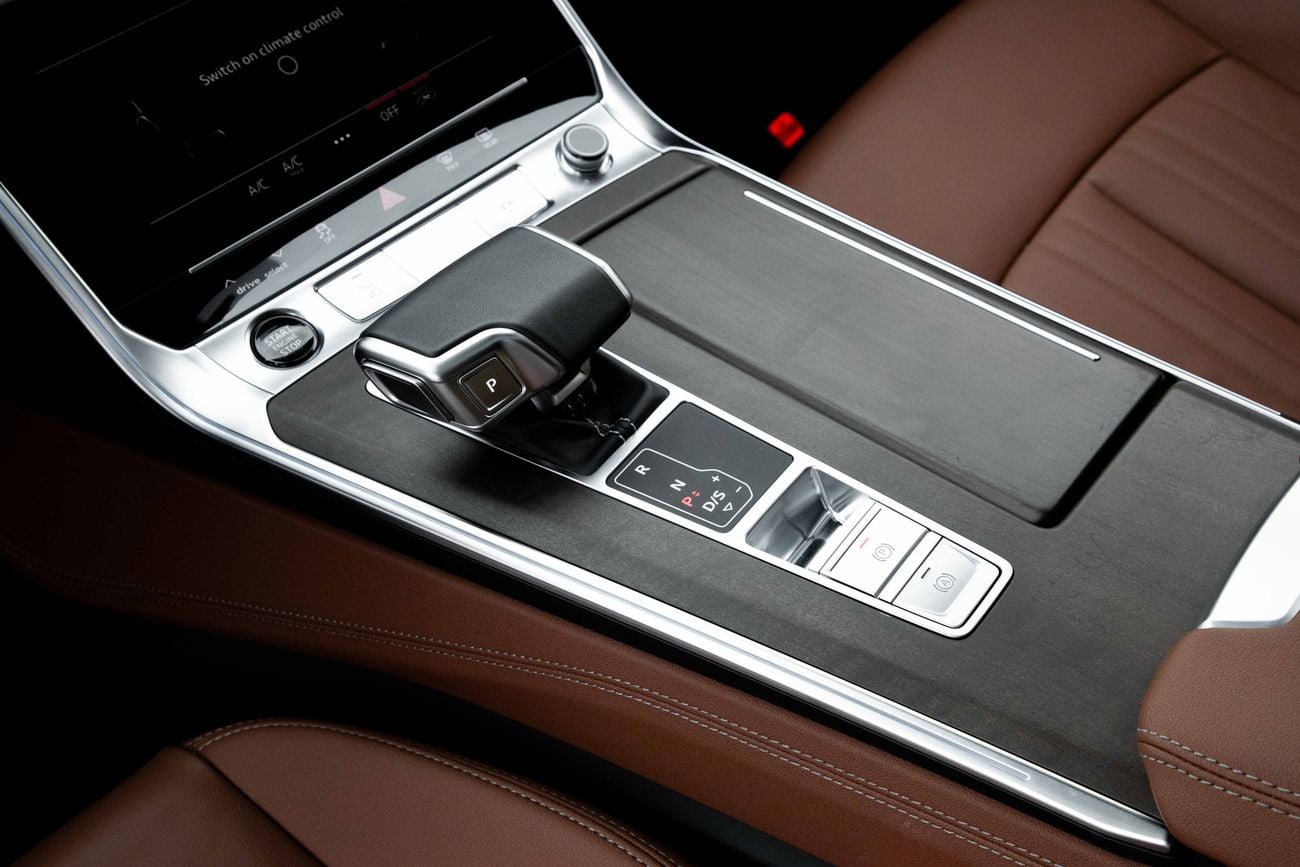 Audi A7 A7 S-Line | 4,896 P.M | 0% Downpayment | AUDI WARRANTY & SERVICE!