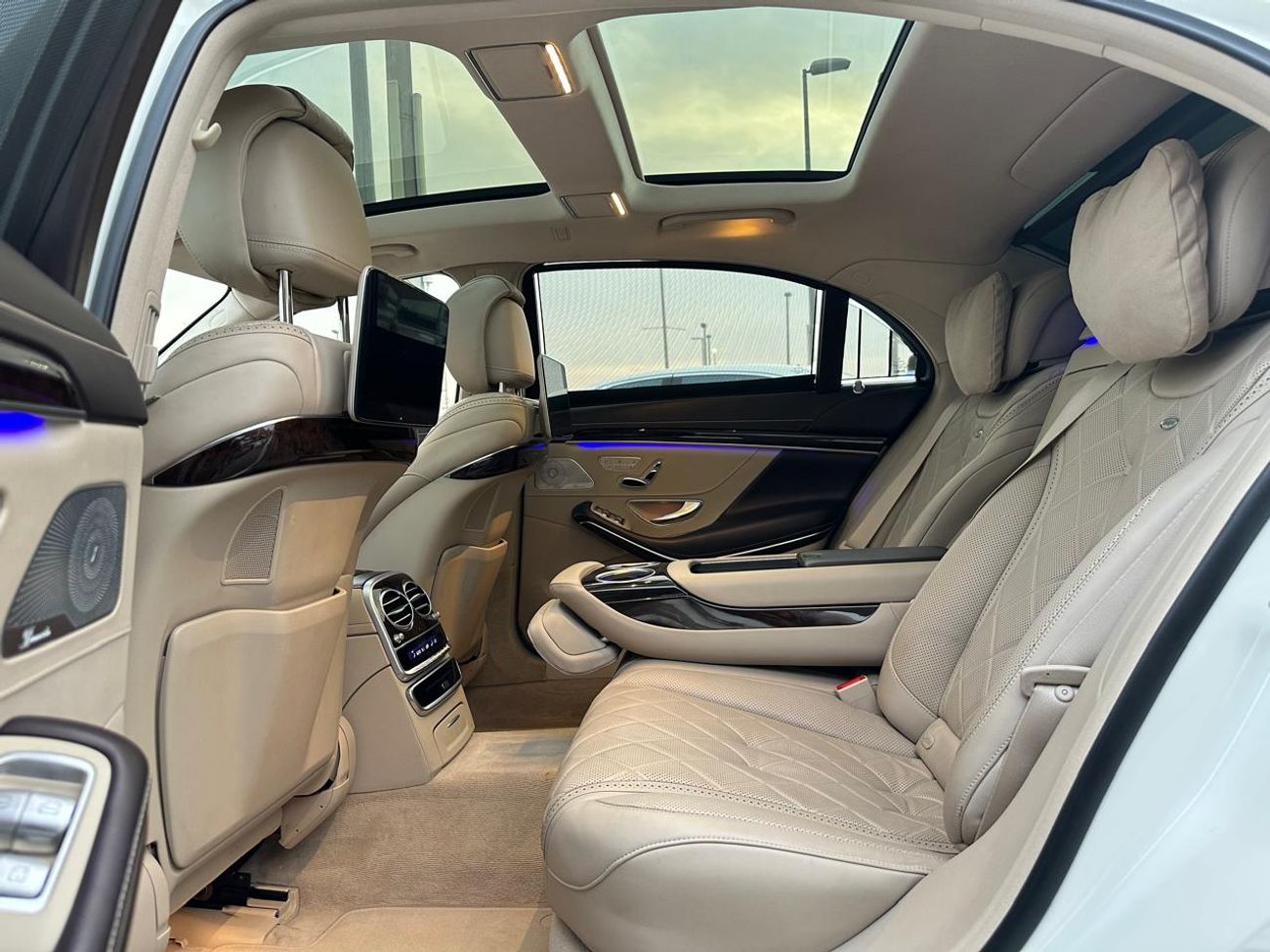 Mercedes-Benz S 560 Mercedes S560_ 2018_ Gulf _in excellent condition_ no problems