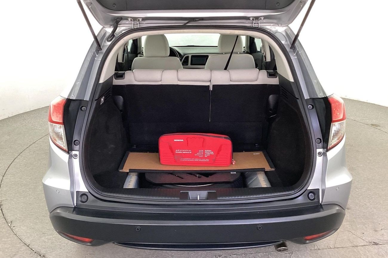 هوندا HRV LX | Carnival Sale • UP TO AED 20,000 OFF | شامل الضمان | 0 ﺪﻔﻋﺓ ﺃﻮﻟﻯ