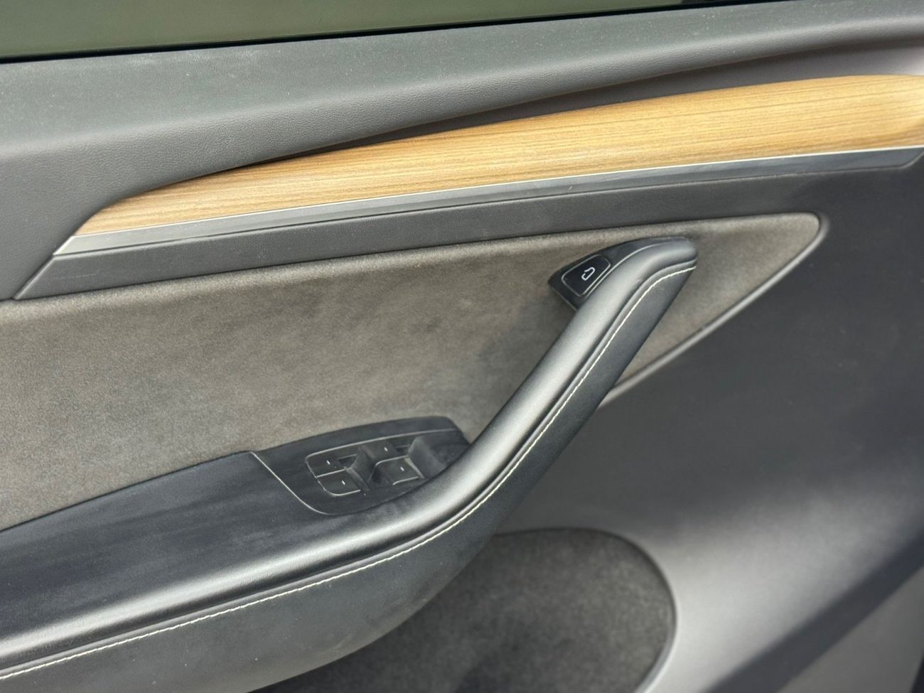 تسلا موديل Y Long Range (AWD)