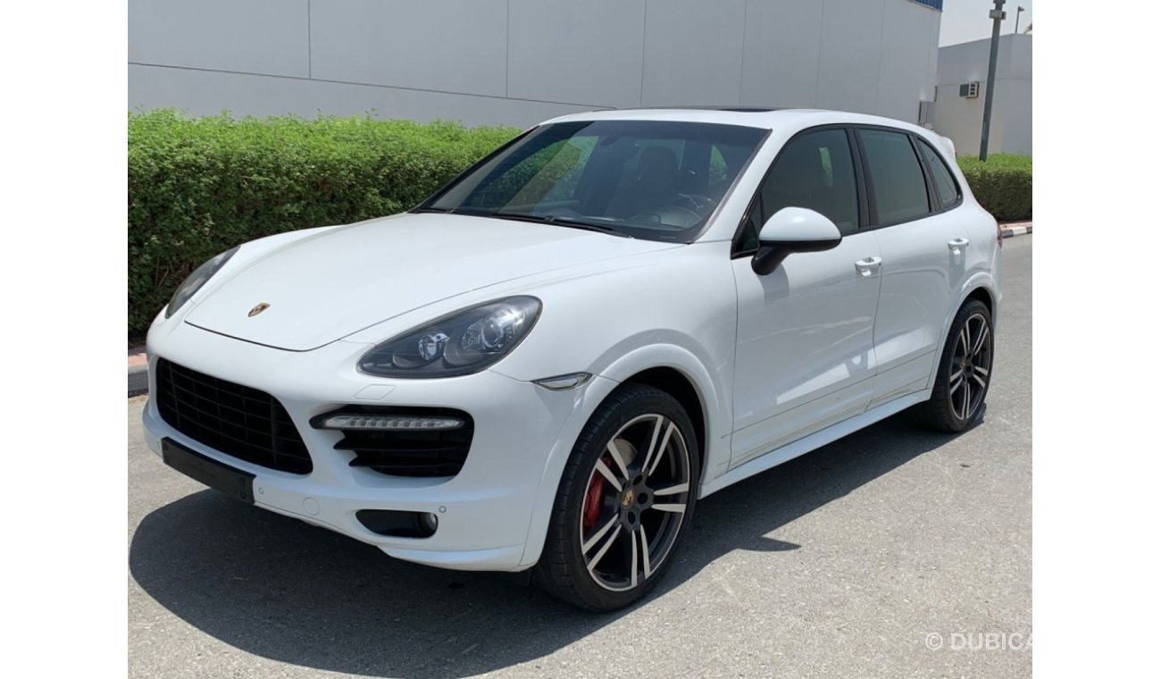 Porsche Cayenne GTS PORSCHE CAYENNE GTS 2013 V8 FULL OPTION ONLY 1800X48 MONTHLY JUST ARRIVED!! EXCELLENT CONDITION