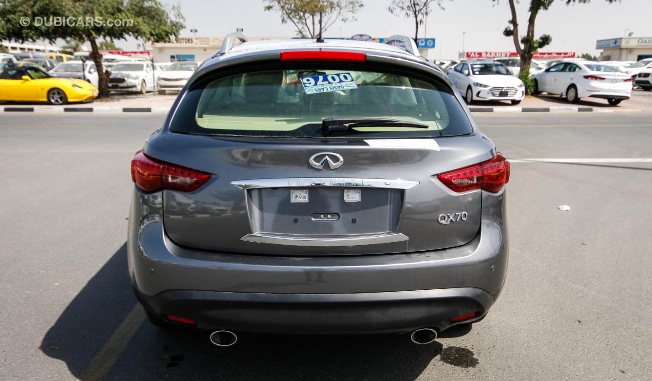 Infiniti QX70 3.7