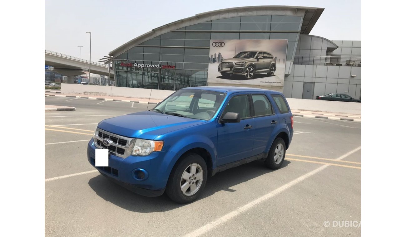 Ford Escape ALLOY WHEELS , PARKING SENSORS