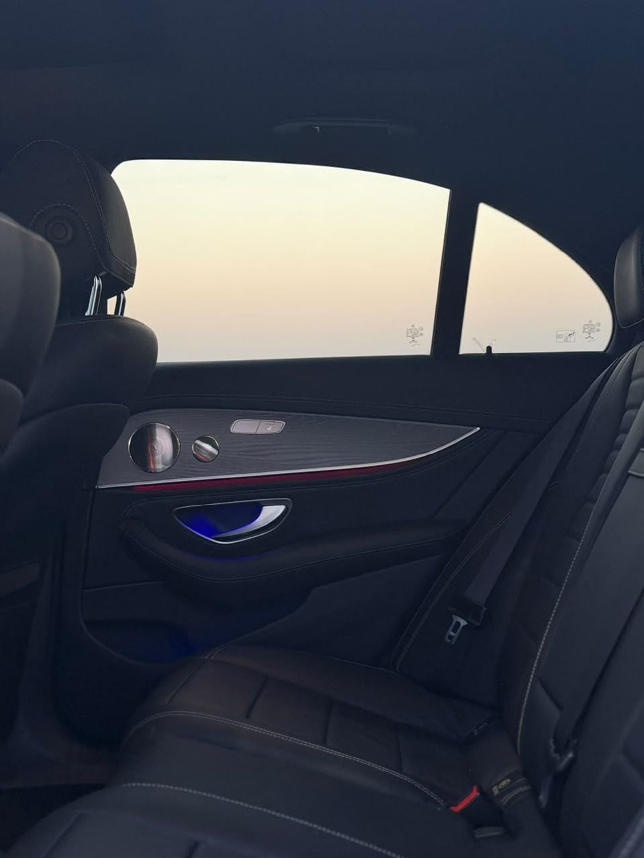 مرسيدس بنز E 350 4MATIC
