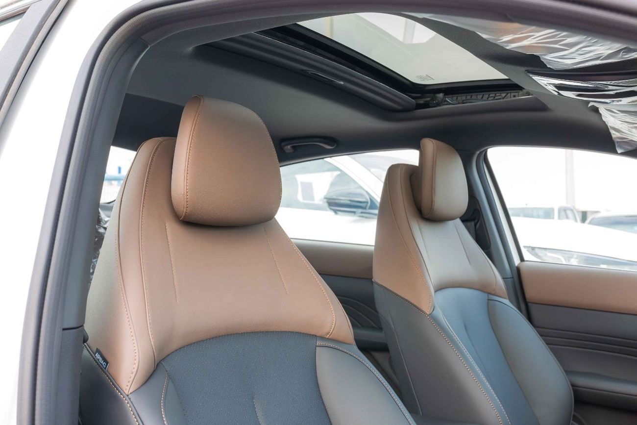 تشنجان ايادو بلس Changan EADO PLUS 1.5T 2025 (White&Black)