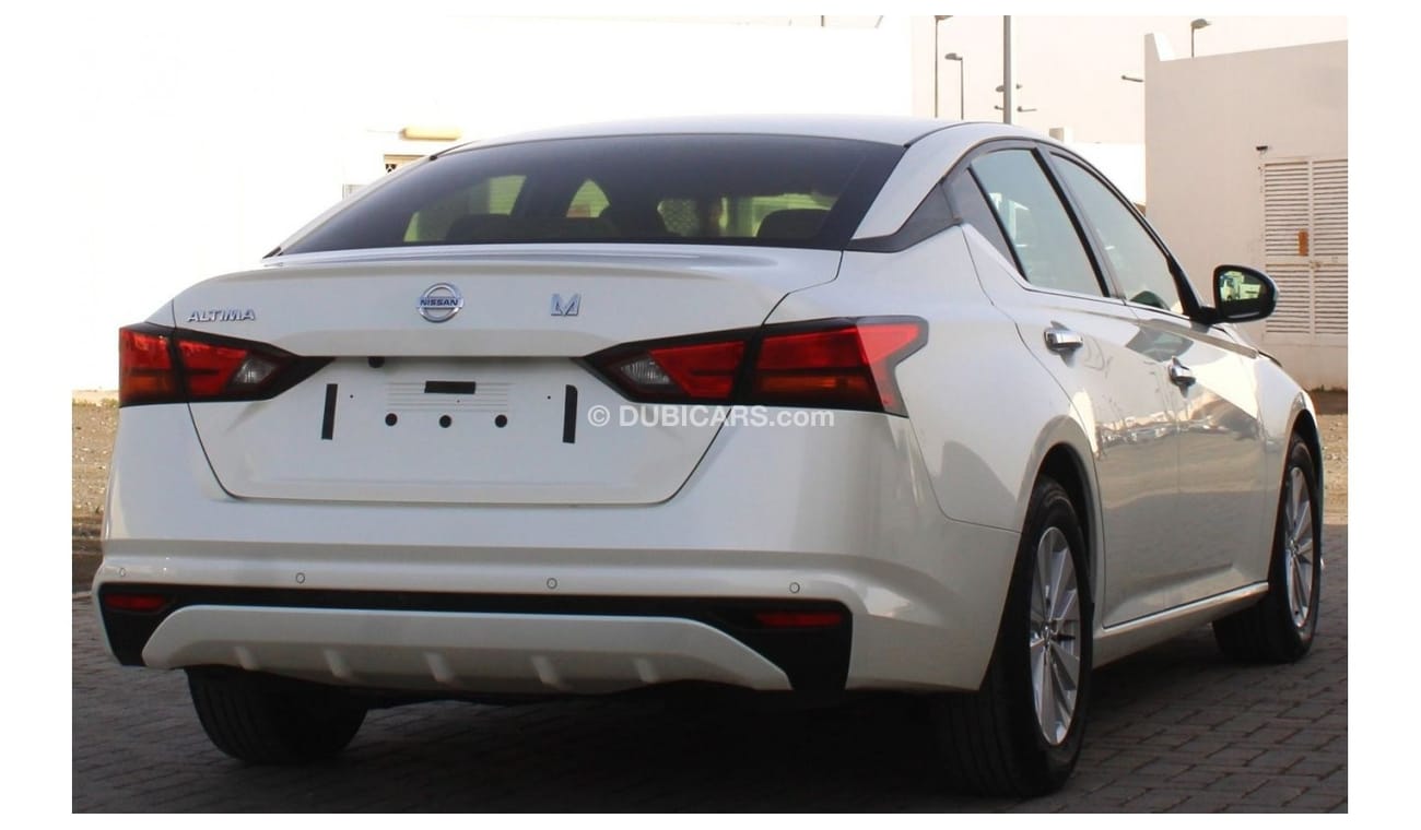 نيسان ألتيما نيسان التيما 2020 خليجي بحالة ممتازة بدون صبغ بدون حوادث