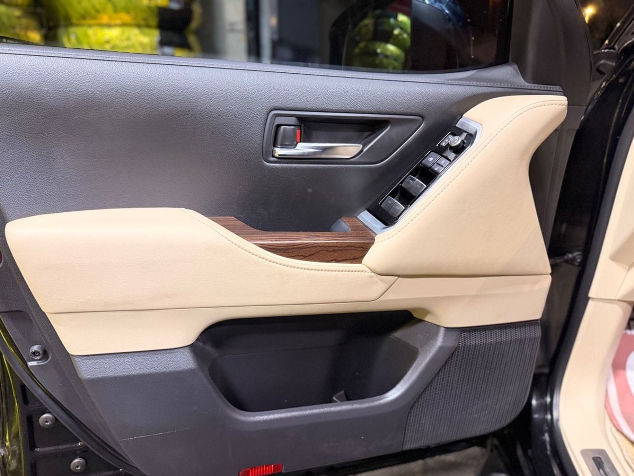 Toyota Land Cruiser GXR 3.5L