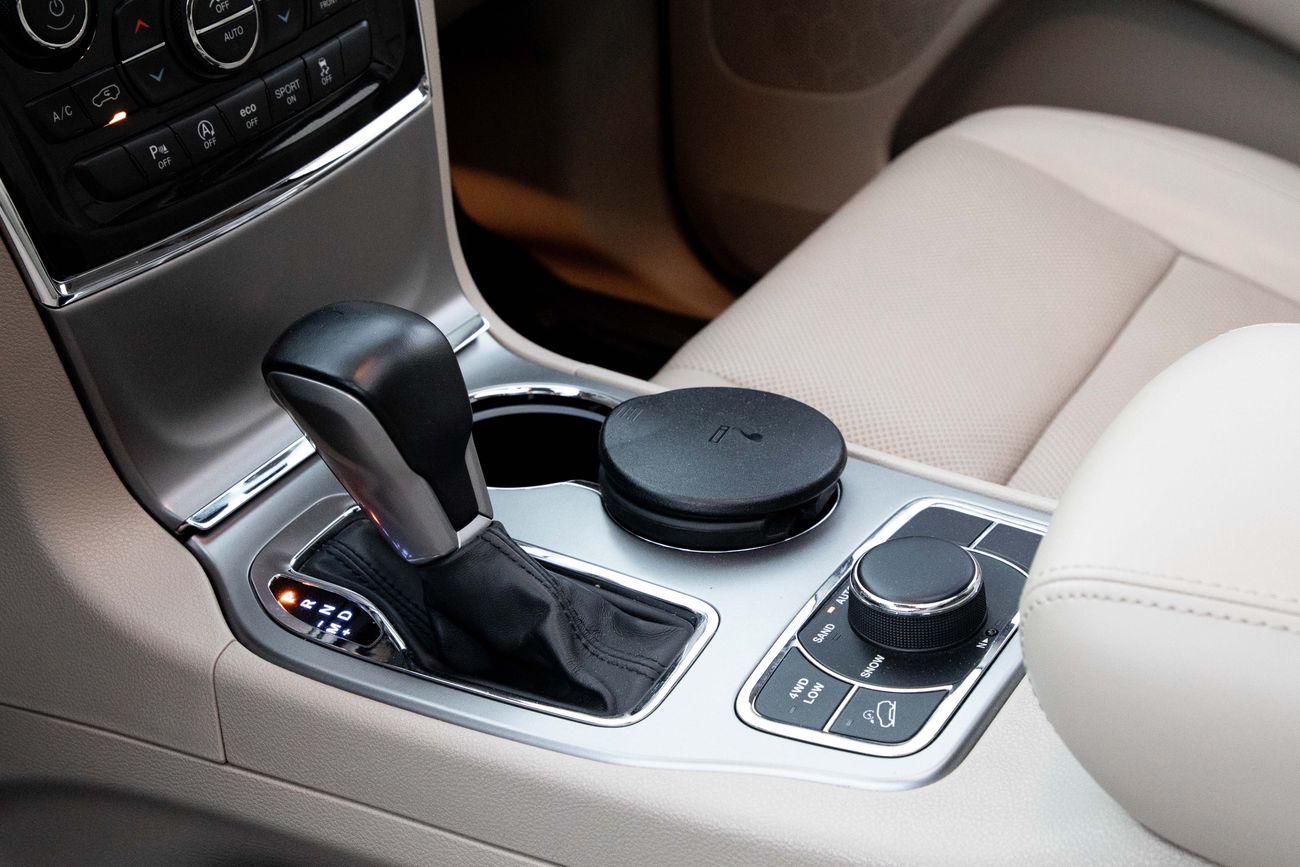 جيب جراند شيروكي Grand Cherokee Limited | 1,714 P.M | 0% Downpayment | Full Jeep Service History | Warranty!