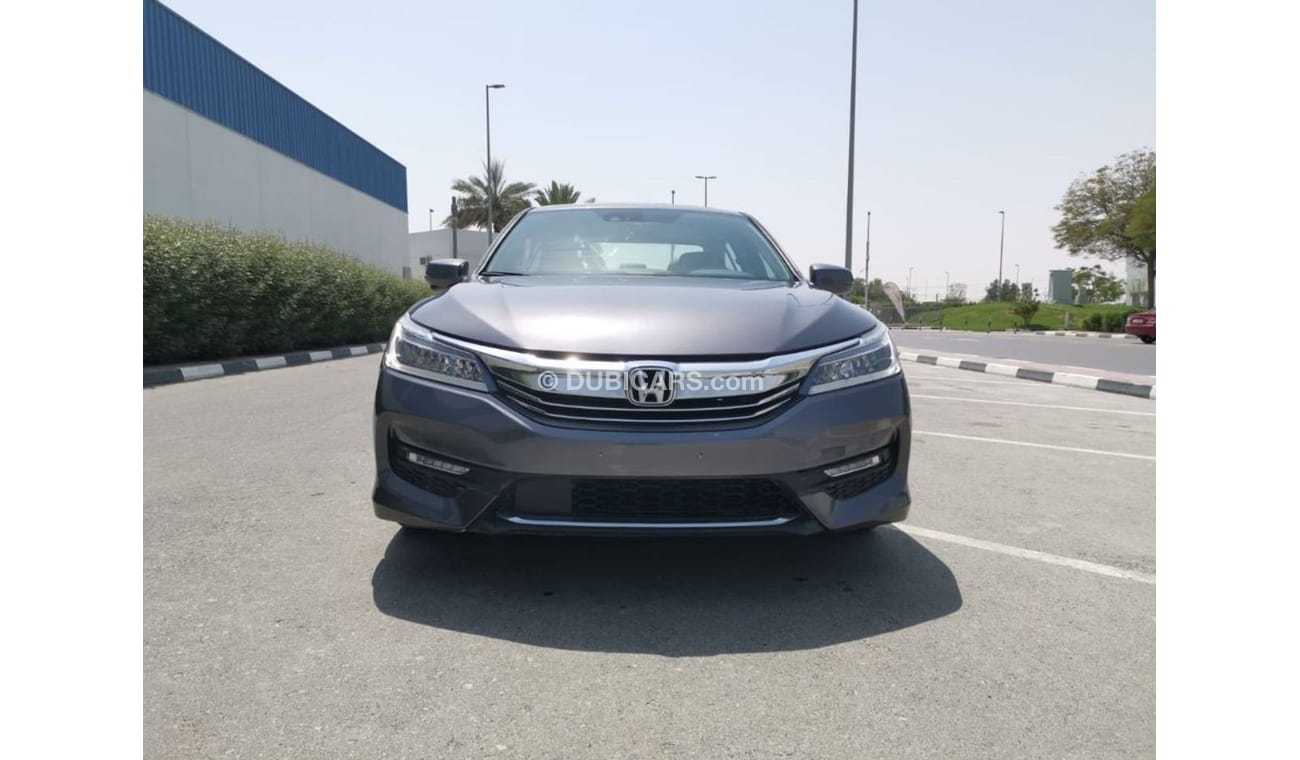 هوندا أكورد 2016 Honda Accord 2.4L V4 Touring | Tons of Features | Superb Condition