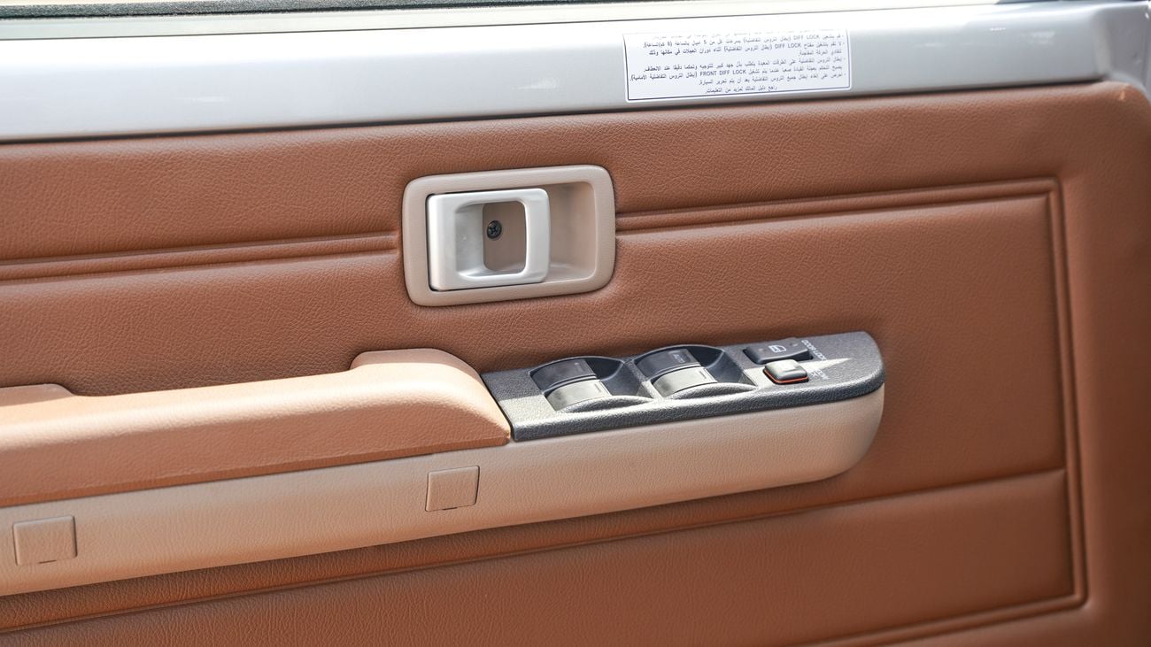 Toyota Land Cruiser 70