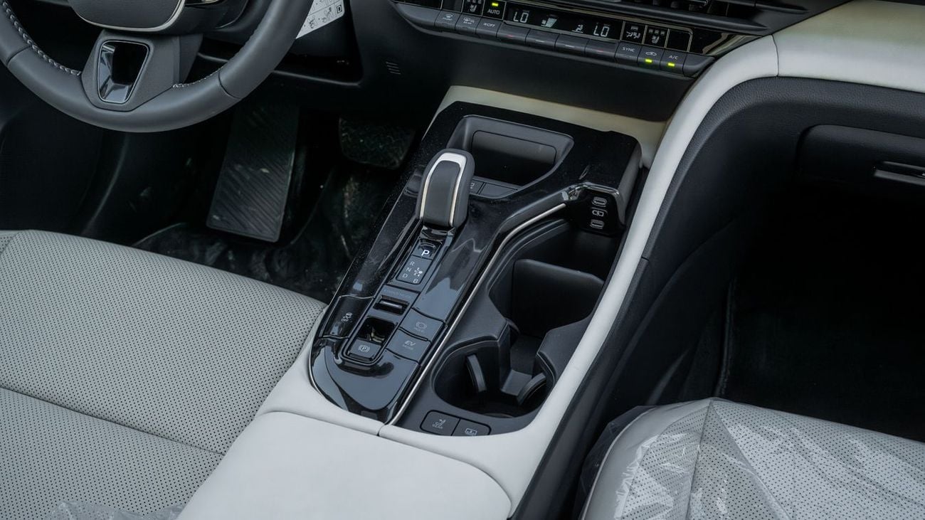 تويوتا كراون TOYOTA CROWN 2.5 HEV HI -2026YM