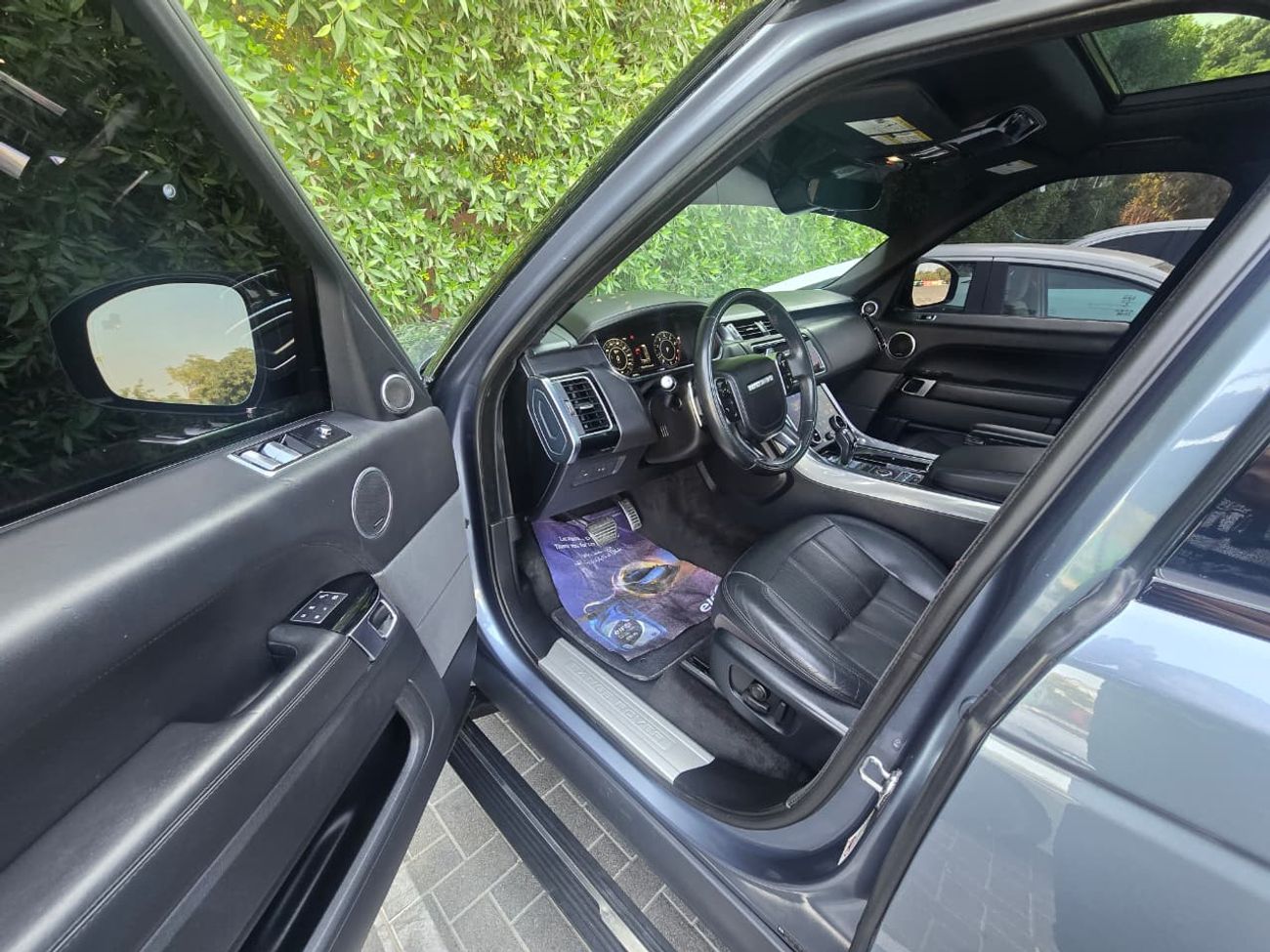 Land Rover Range Rover Sport Supercharged 5.0L RANGE ROVER 2019 US // BODY KIT SVR INSIDE & OUT SIDE // PERFECT CONDITION