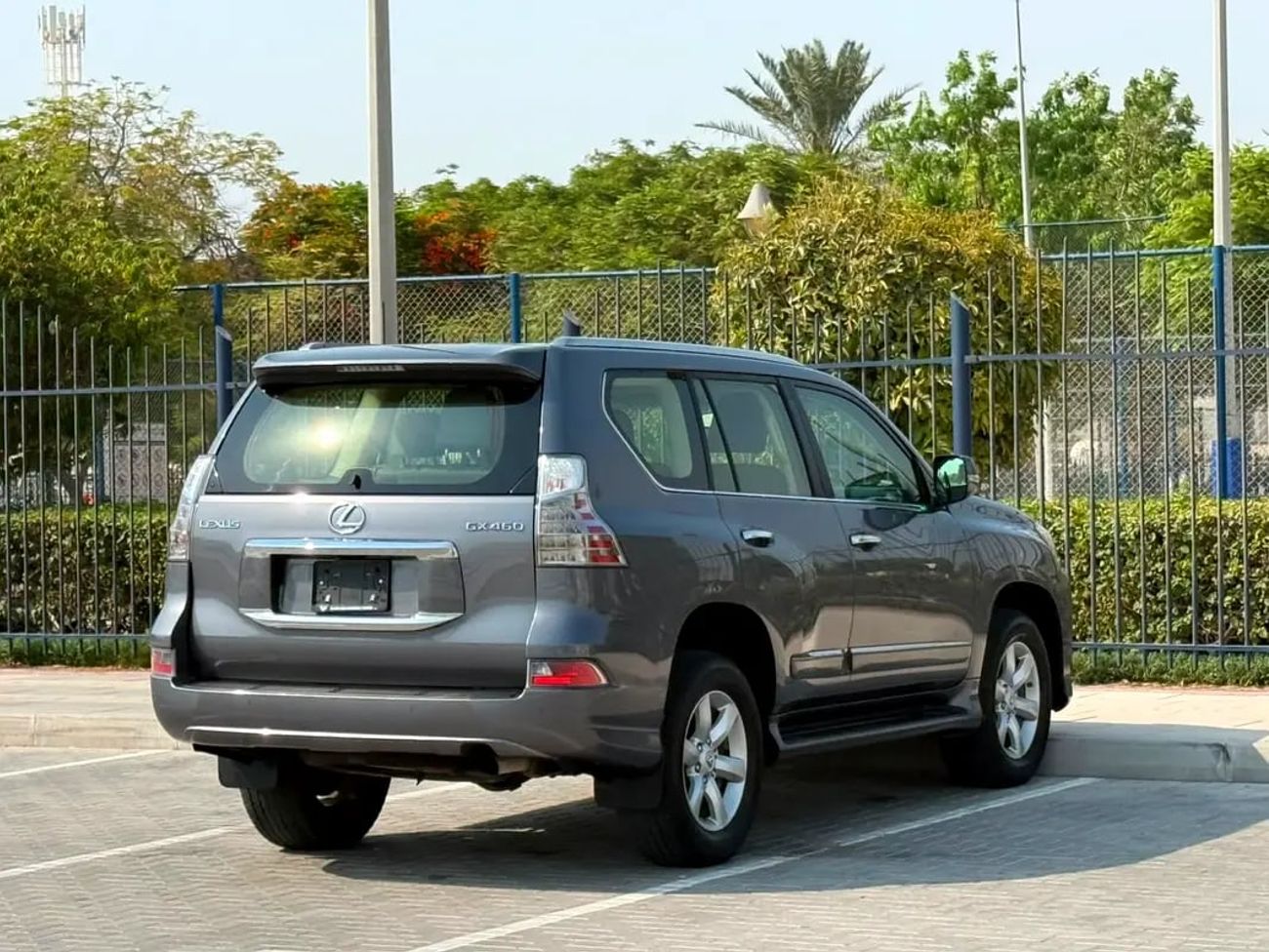 لكزس GX 460 Gx 460 Platinum-Excellent condition-Bank Finance Available
