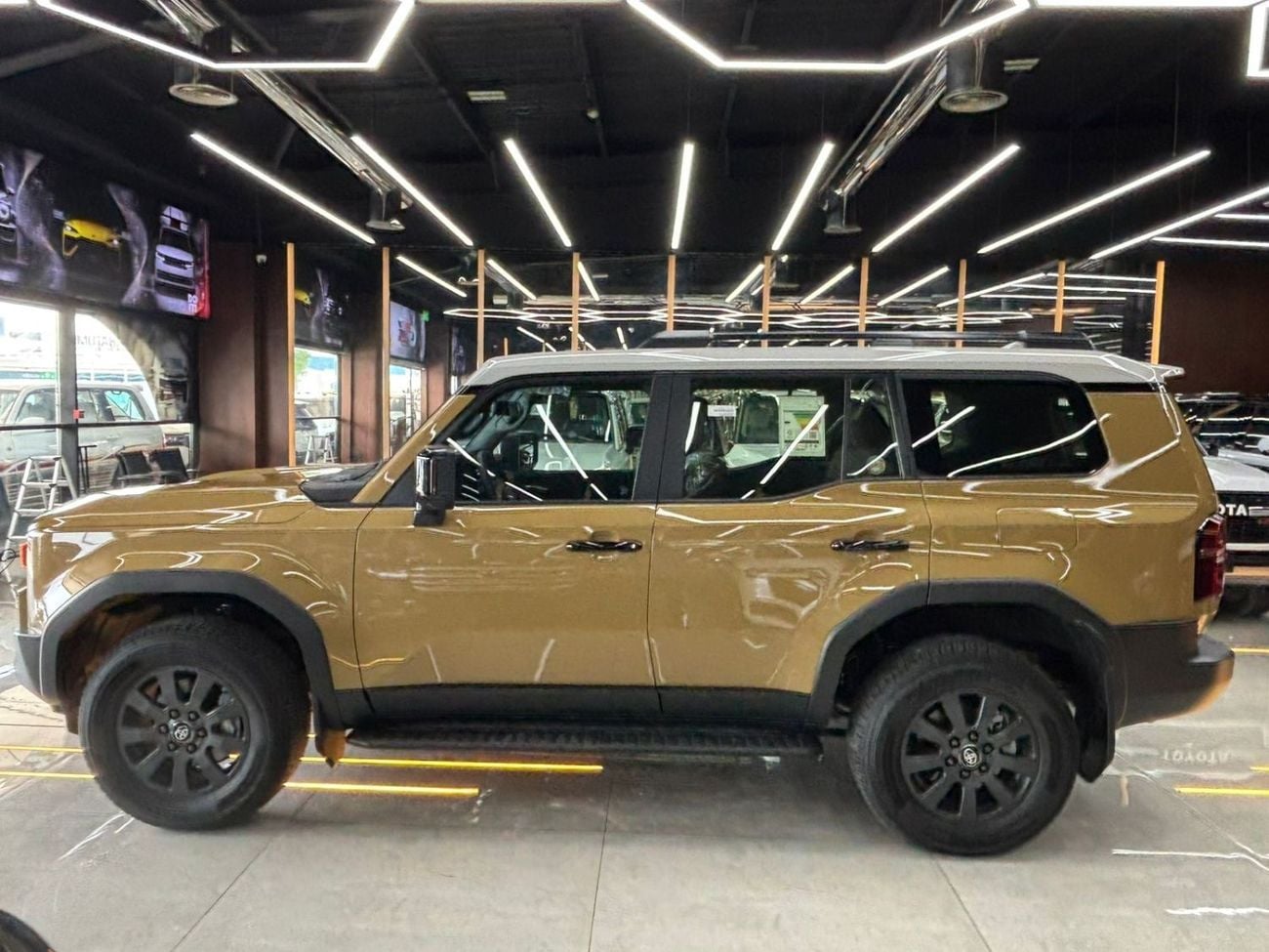 Toyota Prado ADVENTURE