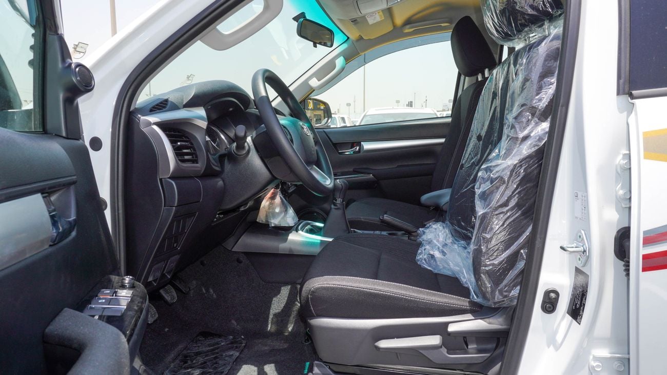 Toyota Hilux 2.4 L d SR5