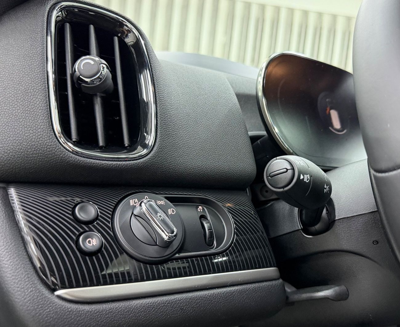 ميني جون كوبر كونتري مان GCC .. FSH .. Low Milegea .. Top Range