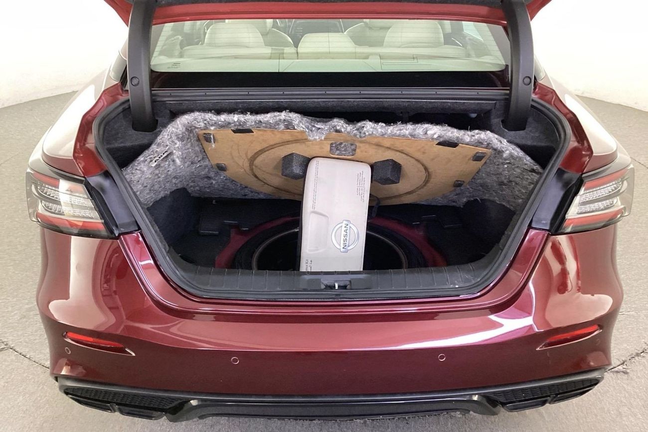 Nissan Maxima SR | Guaranteed Warranty | 0 Down Payment