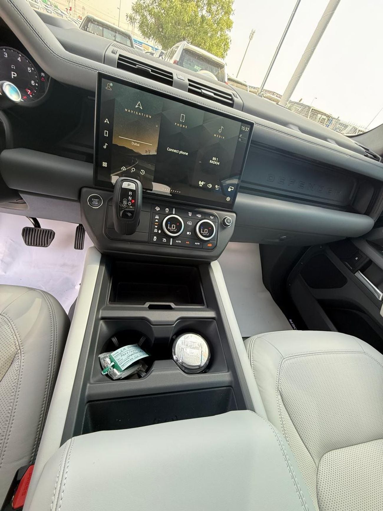 لاند روفر ديفندر Land Rover Defender P400 X-Dynamic HSE 3.0L TURBOCHARGED V6 PETROL