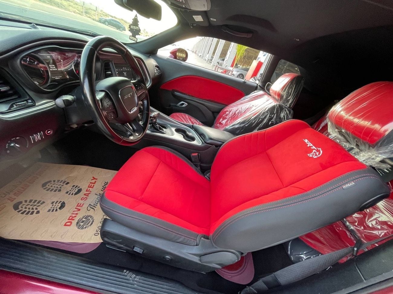 Dodge Challenger SXT 3.6L V6 3.6 / ECO CAR / BIG SCREEN / REMOTE START / KEYLESS ENTRY / IN PERFECT CONDITION