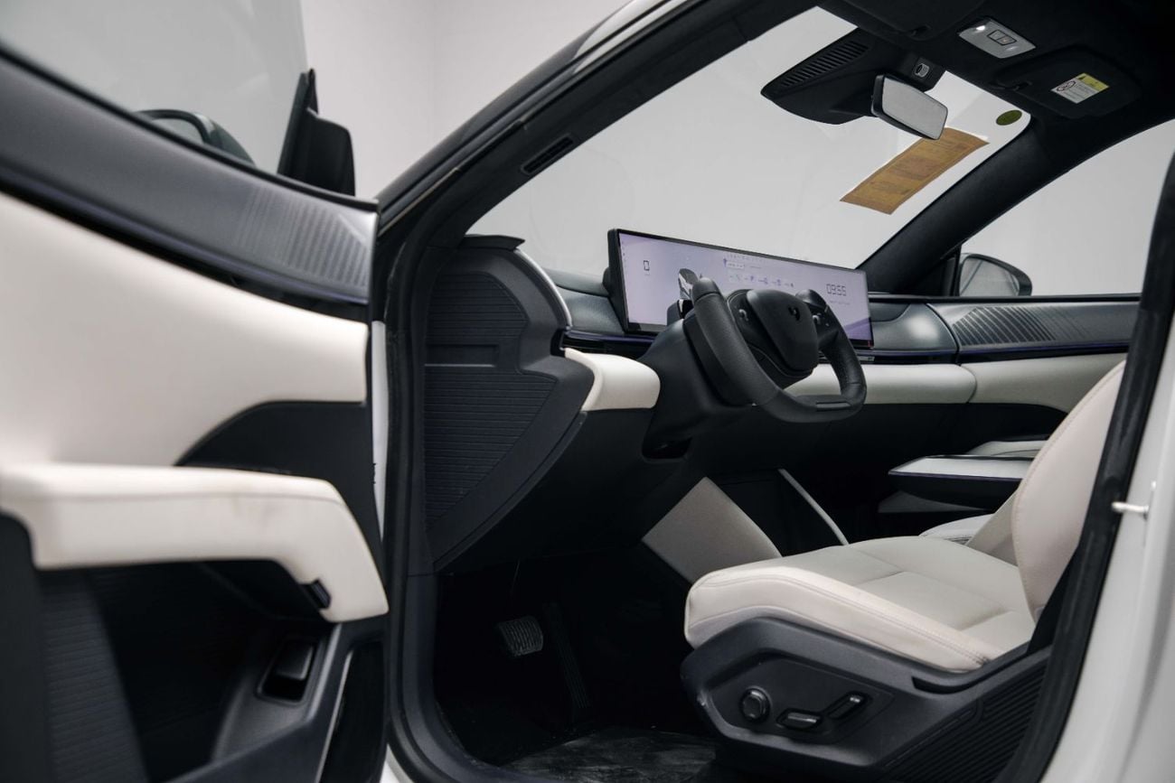 جيدو 1 Max Performance EV - White Inside White | Export Only